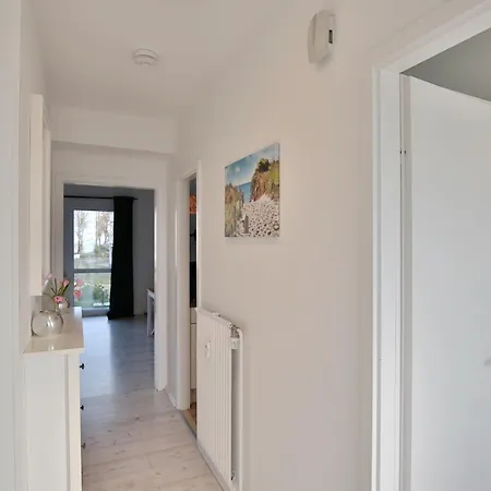 Haus Oceanfront, 9 *